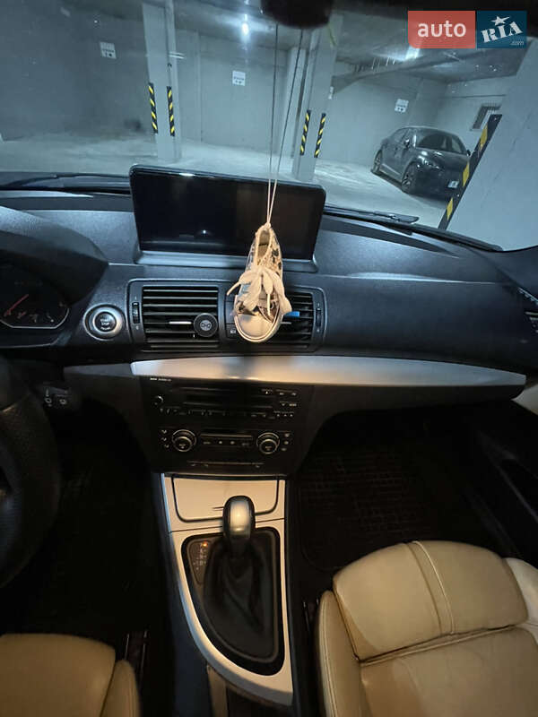 Купе BMW 1 Series 2008 в Ізмаїлі фото 3 Купе BMW 1 Series 2008 в Ізмаїлі