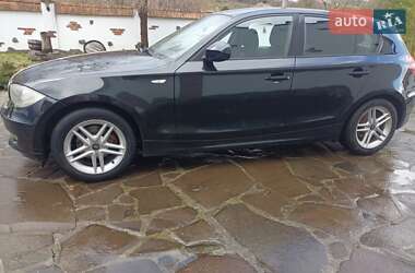 Хэтчбек BMW 1 Series 2011 в 