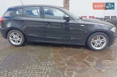 Хэтчбек BMW 1 Series 2011 в 