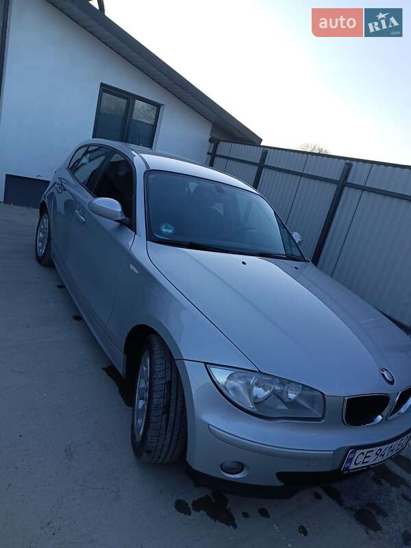 Хэтчбек BMW 1 Series 2005 в Банилове