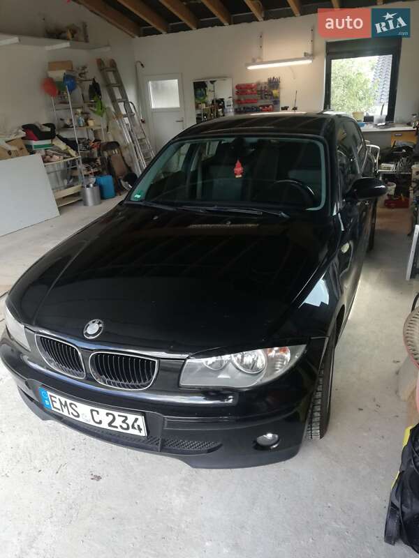 Хетчбек BMW 1 Series 2005 в Києві