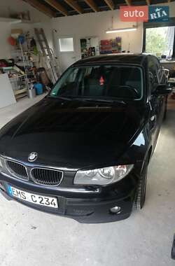 Хэтчбек BMW 1 Series 2005 в 