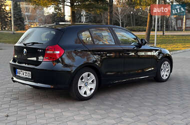 Хетчбек BMW 1 Series 2010 в 