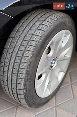 Хетчбек BMW 1 Series 2010 в 