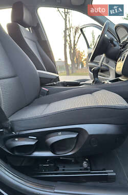 Хетчбек BMW 1 Series 2010 в 