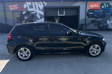 Хэтчбек BMW 1 Series 2011 в 