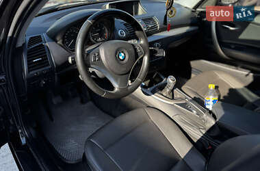 Хэтчбек BMW 1 Series 2011 в 