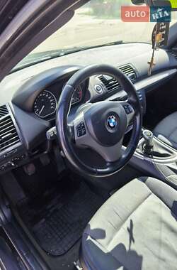 Хэтчбек BMW 1 Series 2006 в 