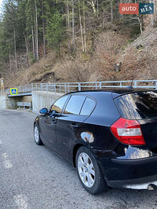 Хэтчбек BMW 1 Series 2005 в Ивано-Франковске фото 4 Хэтчбек BMW 1 Series 2005 в Ивано-Франковске