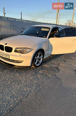 Хэтчбек BMW 1 Series 2007 в 