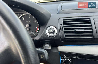 Хетчбек BMW 1 Series 2008 в 