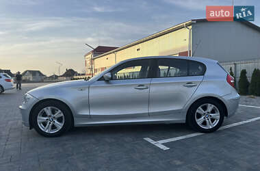 Хетчбек BMW 1 Series 2009 в 