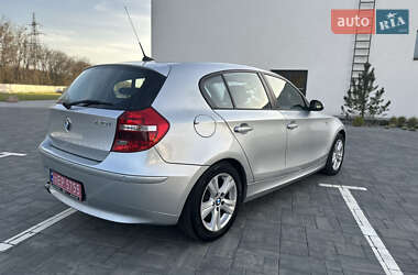 Хетчбек BMW 1 Series 2009 в 