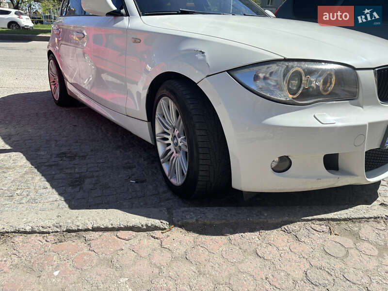 Хетчбек BMW 1 Series 2010 в Запоріжжі