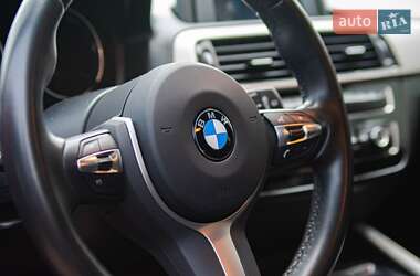 Хетчбек BMW 1 Series 2019 в 