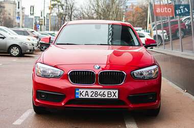Хетчбек BMW 1 Series 2019 в 