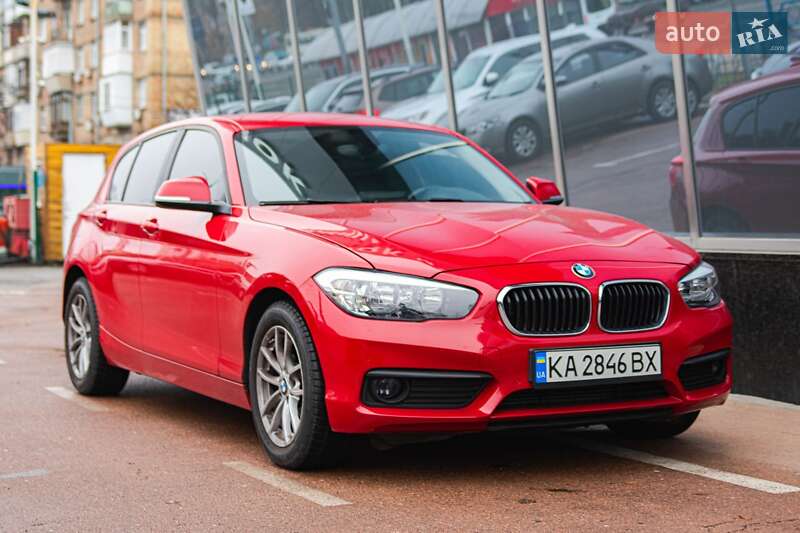 Хетчбек BMW 1 Series 2019 в 