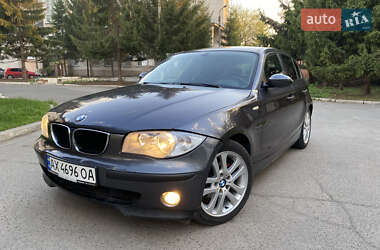 Хэтчбек BMW 1 Series 2006 в 