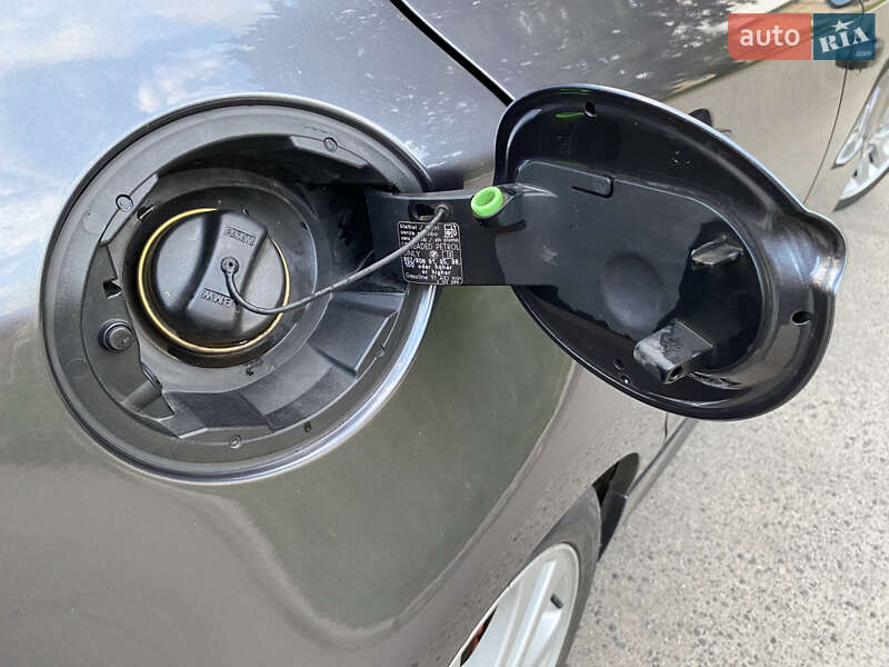 Хетчбек BMW 1 Series 2006 в Зміїві