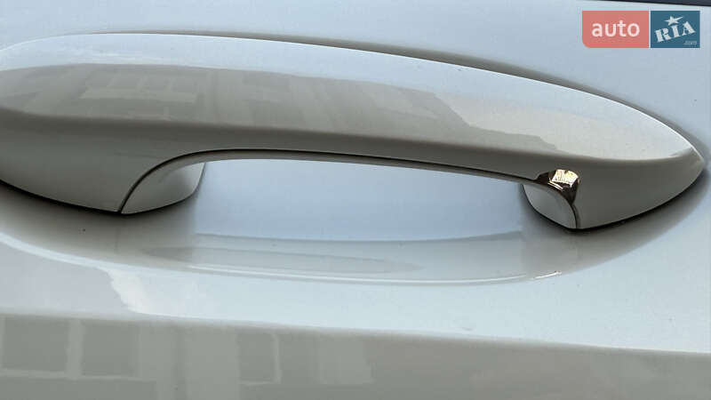 Хетчбек BMW 1 Series 2020 в Львові