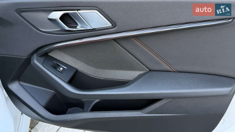 Хетчбек BMW 1 Series 2020 в Львові