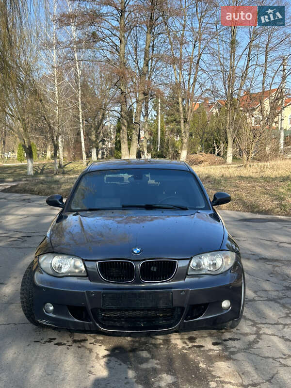 Хэтчбек BMW 1 Series 2005 в Ровно фото 2 Хэтчбек BMW 1 Series 2005 в Ровно