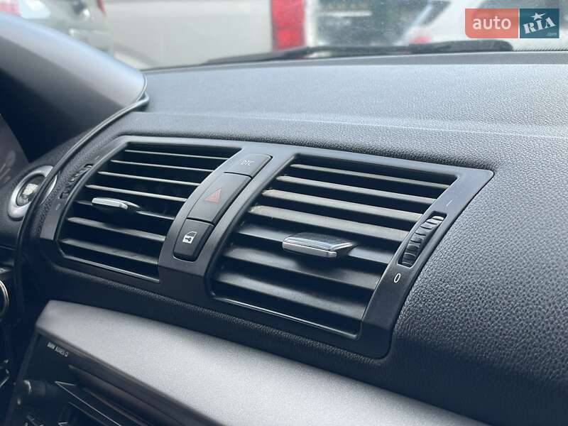 Хэтчбек BMW 1 Series 2006 в Мукачево