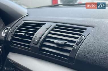 Хэтчбек BMW 1 Series 2006 в 