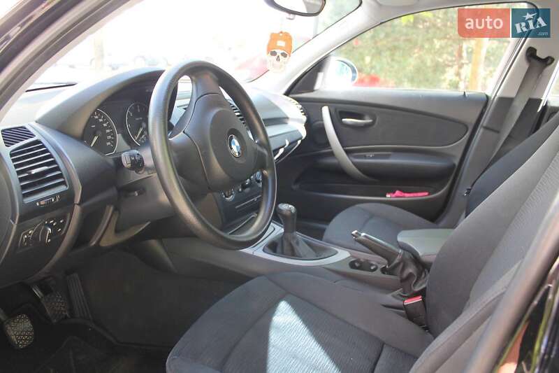 Хетчбек BMW 1 Series 2007 в Івано-Франківську фото 17 Хетчбек BMW 1 Series 2007 в Івано-Франківську
