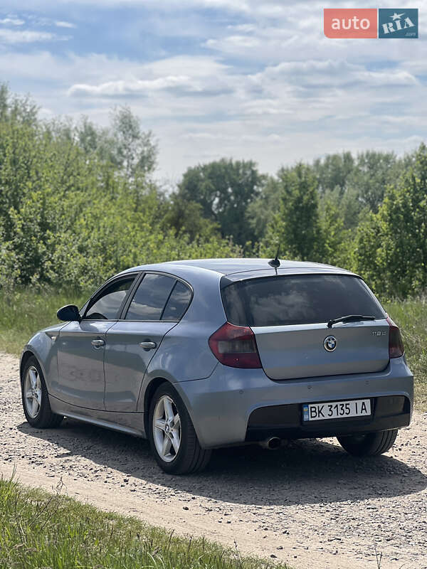 Хетчбек BMW 1 Series 2005 в Рівному