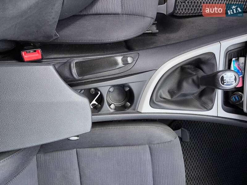 Хетчбек BMW 1 Series 2009 в Радомишлі