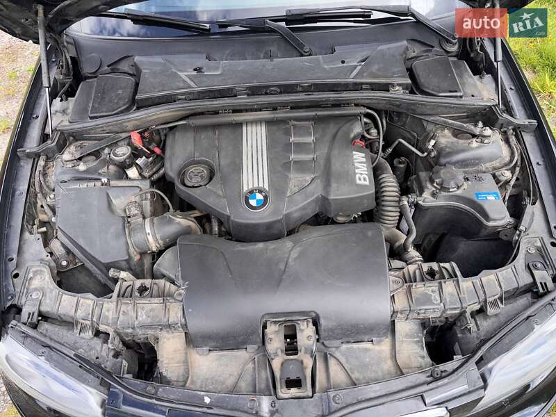 Хетчбек BMW 1 Series 2009 в Радомишлі