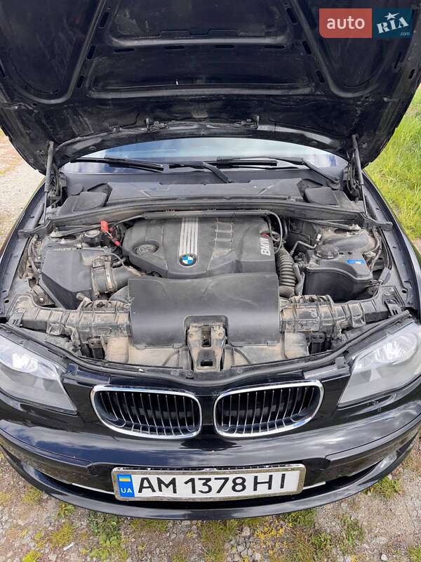 Хетчбек BMW 1 Series 2009 в Радомишлі