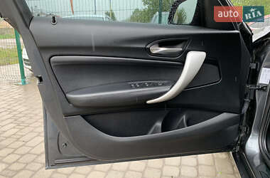 Хетчбек BMW 1 Series 2013 в 