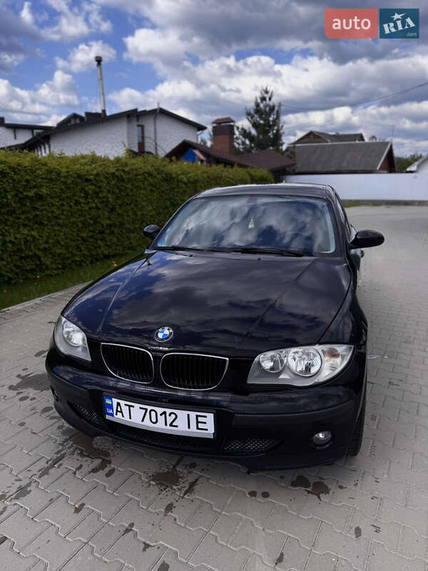 Хетчбек BMW 1 Series 2006 в Косові