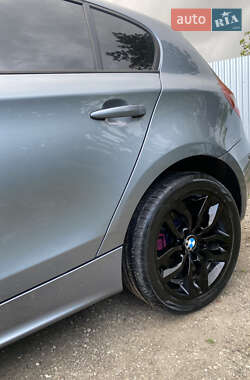 Хэтчбек BMW 1 Series 2005 в 