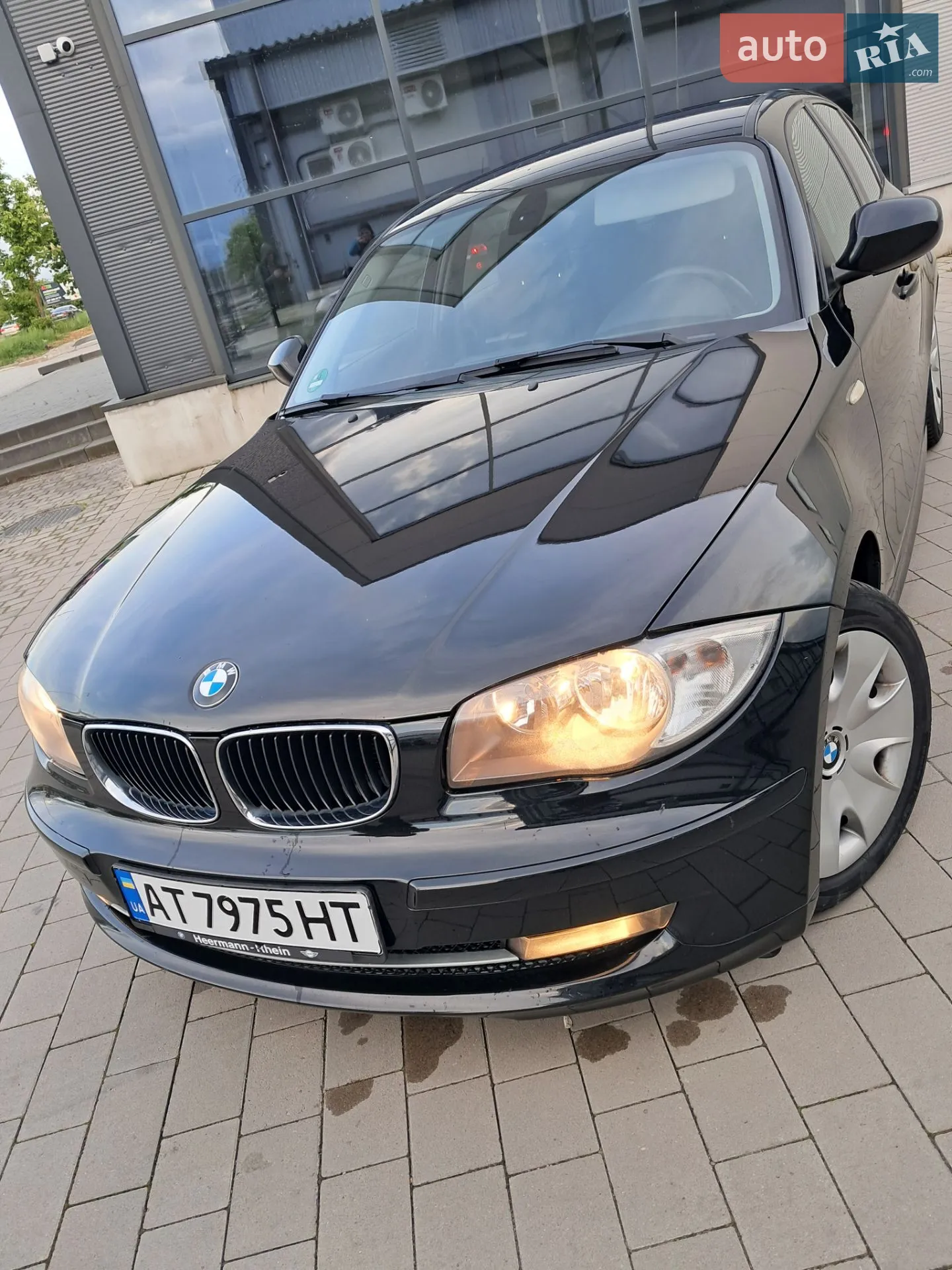 2010 BMW 1er - мініатюра 2
