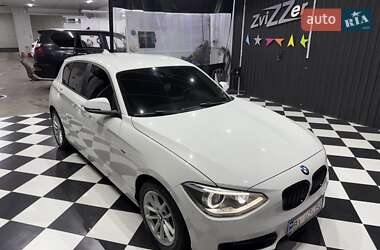 Хэтчбек BMW 1 Series 2012 в 