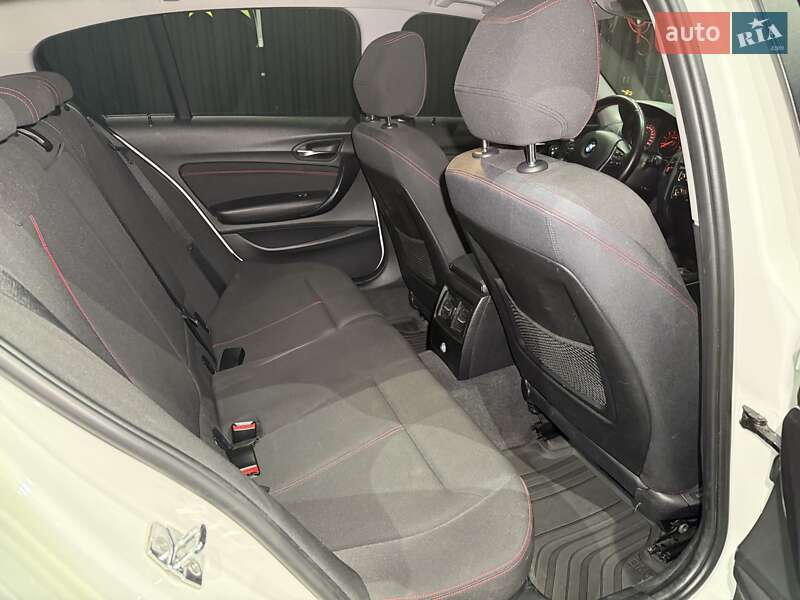 Хетчбек BMW 1 Series 2012 в Хмельницькому