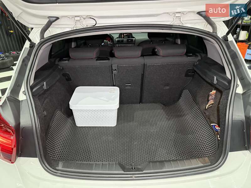 Хетчбек BMW 1 Series 2012 в Хмельницькому