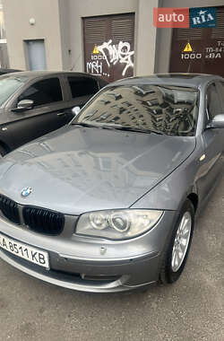 Хэтчбек BMW 1 Series 2005 в 