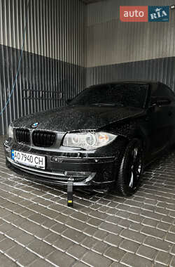 Хетчбек BMW 1 Series 2007 в 