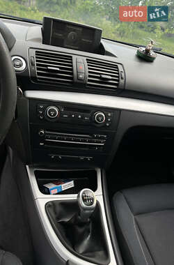 Хетчбек BMW 1 Series 2007 в 