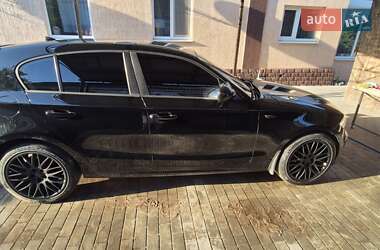 Хэтчбек BMW 1 Series 2011 в 