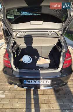 Хэтчбек BMW 1 Series 2011 в 