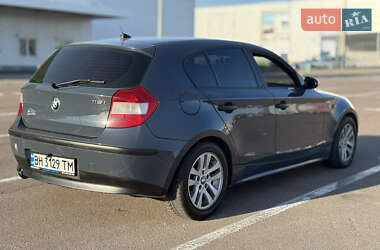 Хэтчбек BMW 1 Series 2005 в 