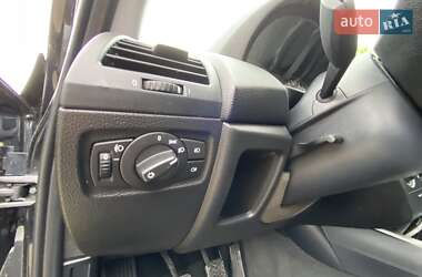Хетчбек BMW 1 Series 2008 в 