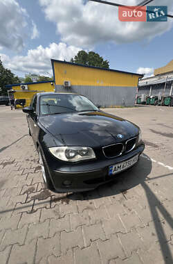 Хэтчбек BMW 1 Series 2005 в Житомире