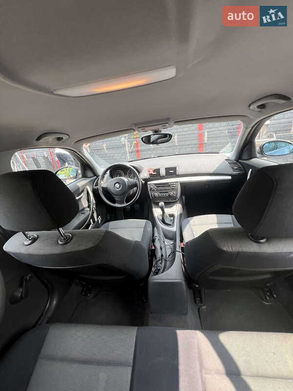 Хэтчбек BMW 1 Series 2005 в Житомире фото 6 Хэтчбек BMW 1 Series 2005 в Житомире