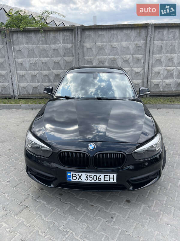 Хэтчбек BMW 1 Series 2017 в 